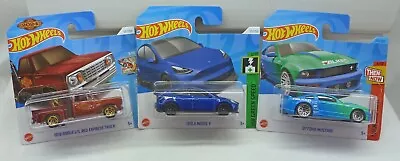 Buy New Issue HotWheels Models X3 Tesla Ford Mustang & Dodge Pick-Up • 4.50£