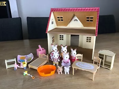 Buy Pre-owned Sylvanian Families Rose Cottage Starter Home + Figures &Accessories • 24.95£