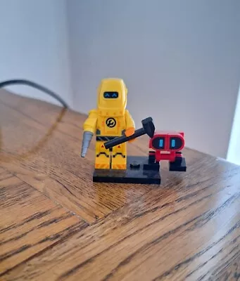 Buy LEGO Series 22 Robot Repair Tech Minifigure 71032 - Opened New And Complete  • 5.99£
