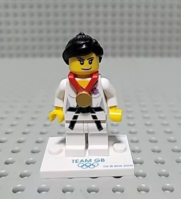 Buy Lego Olympic 2012 Minifigures - Judo Fighter - Team GB   White GB Base • 10£