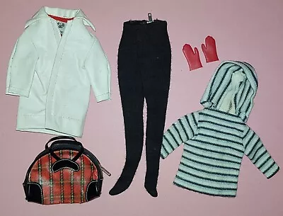 Buy Vintage 1959 Barbie Winter Holiday Mattel 975 Outfit • 77.08£