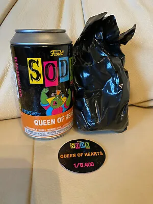 Buy Funko Soda Queen Of Hearts - US Common 1/8,400- Blacklight Alice In Wonderland • 8.99£