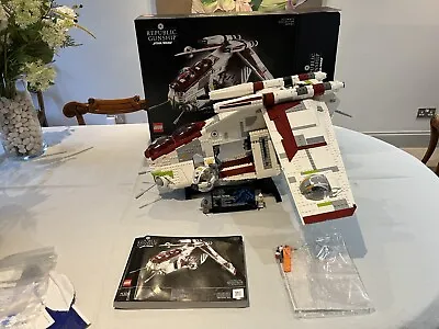 Buy LEGO Star Wars: Republic Gunship (75309) • 250£