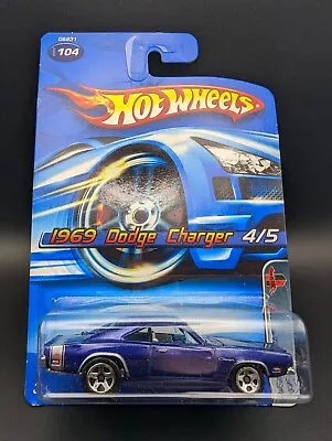 Buy Hot Wheels #104 1969 Dodge Charger Blue Muscle Mania Vintage 2005 Release L38 • 8.95£