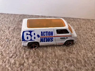 Buy Hotwheels Custom 77 Dodge Van - 68 Action News - Scale 1:64 • 4.99£