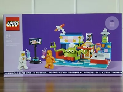 Buy Lego Alien Space Diner (40687) Brand New & Sealed! • 19.95£