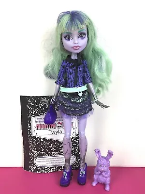 Buy Monster High Doll Twyla 13 Wishes • 48.38£
