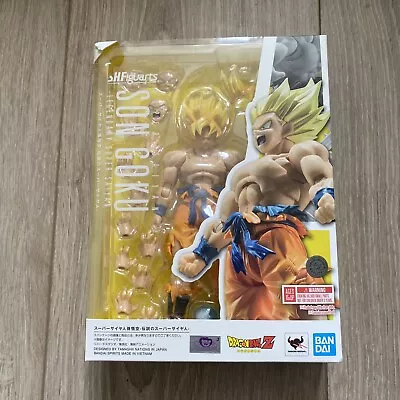 Buy (Box Damaged) Bandai S.h Figuart Dragon Ball Son Goku Legendary Super Saiyan • 72£