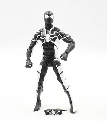 Buy Marvel Legends Future Foundation - Spider-Man (Stealth Suit) Action Figure • 21.99£