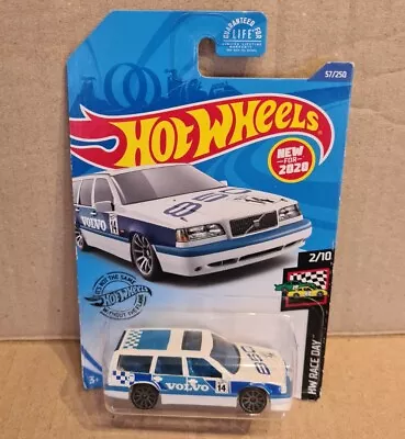 Buy Hot Wheels Volvo 850 Estate - New/carded. • 14.95£