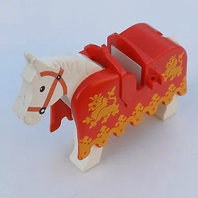 Buy LEGO Vintage Castle Knights Red Horse Barding 2490px3 + White Horse 6081 6060 • 17.95£