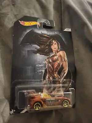 Buy Wonder Woman Hot Wheels 2 Cars Still  Boxed • 12£