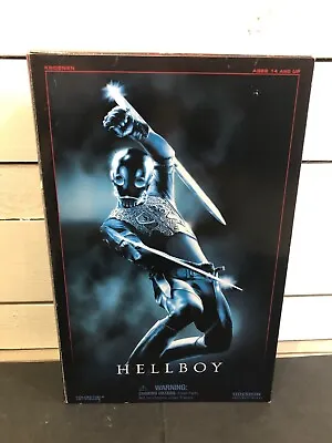 Buy Hellboy Sideshow Collectible - Kroenen - 12  Collectible Figure • 141.97£