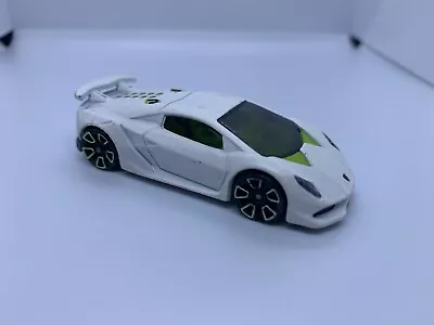 Buy Hot Wheels - Lamborghini Sesto Elemento White - Diecast - 1:64 Scale - USED • 2.50£