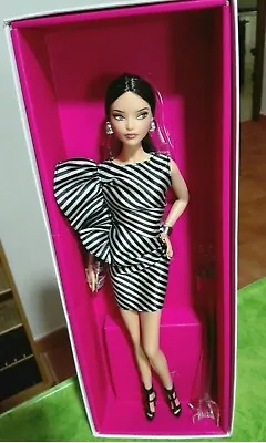 Buy 2018 BARBIE STRIKING IN STRIPES CONVENTION NRFB Model Doll Mattel Collection • 248.44£