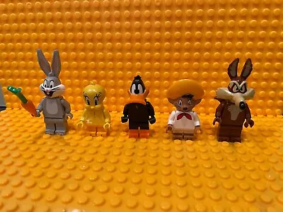 Buy Lego Looney Tunes - Bugs Bunny, Daffy Duck, Tweety Bird, Speedy Gonzales, Coyote • 24.99£