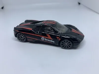 Buy Hot Wheels - Pagani Huayra - Diecast Collectible - 1:64 Scale - USED • 2.50£