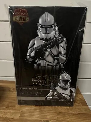 Buy Hot Toys MMS643 Star Wars The Clone War Clone Trooper Chrome Version • 200£