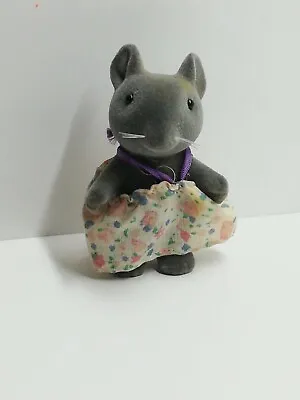 Buy Sylvanian Forest Families Grey Mouse Thistlethorn Vintage Calico Critters Maple  • 15.45£