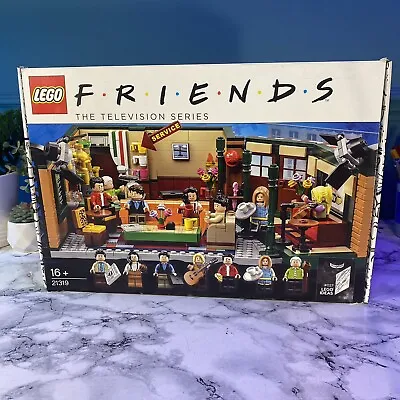 Buy LEGO Ideas 21319  Friends Central Perk - Retired Set With Box And Instructions  • 80£