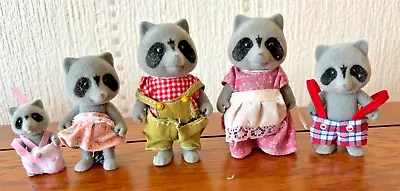 Buy Sylvanian Families | The Chestnut Racoon Family | Vintage • 19.50£