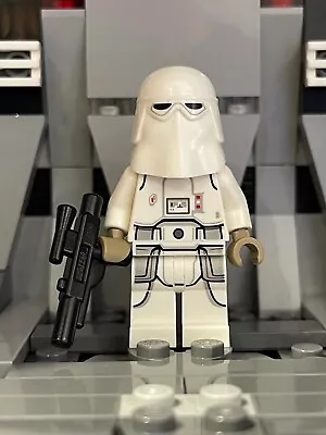 Buy New LEGO Star Wars Snowtrooper - Female, Angry Smile Minifigure - Sw1178 - 2021 • 4.29£