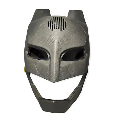 Buy Batman Voice Changer Talking Mask With Light Up Eyes - 2015 Mattel DC Comics • 10£