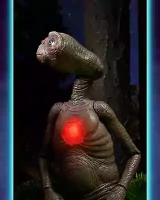 Buy E.T. 40th Anniversary Deluxe Ultimate E.T. With LED Chest 7″ Scale Action Figure • 51.95£