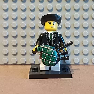 Buy Lego Series 7 Bagpiper Minifigure Complete With Baseplate & Accessories • 15.89£