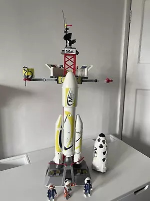 Buy Playmobil Space Rocket & Launch Pad • 20£