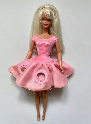 Buy Barbie Twirlin Makeup • 19.53£