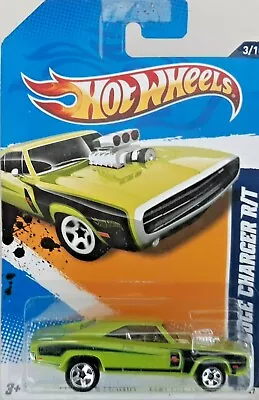 Buy Hot Wheels - V5386 -70 Dodge Charger R/t Muscle Mania - Mopar 12 - Mint On Card  • 6.99£