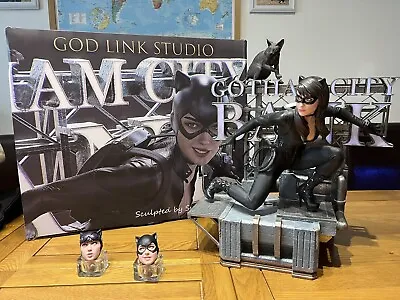 Buy Custom Catwoman 1/4 Scale Statue. 3 Heads. Light Up Sign. Not Sideshow • 825£