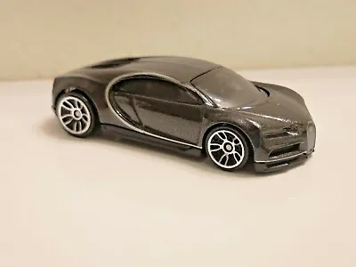 Buy '16 Bugatti Chiron (Metalflake Black) - Factory Fresh - Hot Wheels Basic Loose • 8.39£