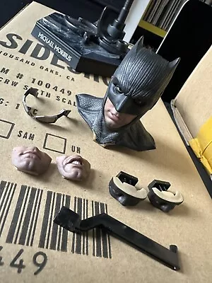 Buy Hot Toys Tactical Batman (2.0 Sculpt) • 66£
