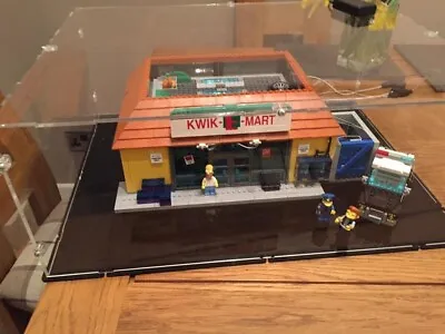 Buy LEGO The Simpsons: Kwik-E-Mart (71016) - Complete Display Case And Lights • 200£