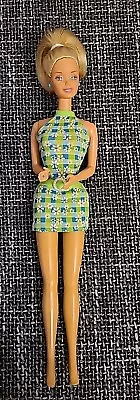 Buy 90's Barbie Vintage (T) • 8.54£