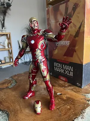 Buy Hot Toys Avengers Iron Man XL111 DieCast • 175£