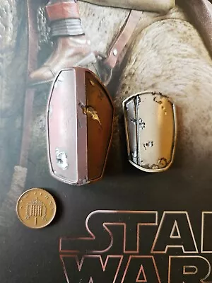 Buy Hot Toys Star Wars Mandalorian TMS046 Thigh Armor Plates Loose 1/6th Scale • 19.99£