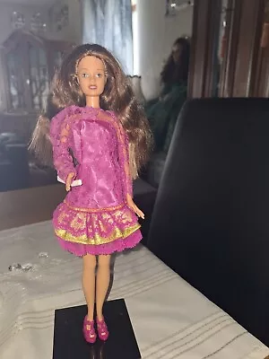 Buy Barbie: Beautiful Barbie Teresa In Oscar De La Renta Dress. Excellent Condition  • 24.90£