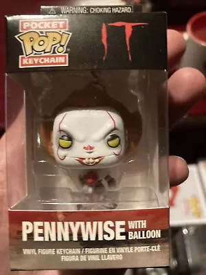 Buy Pocket Keychain - IT Pop! Pennywise With Balloon  • 7£
