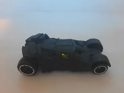 Buy Hot Wheels Batman Tumbler R9865 • 4£