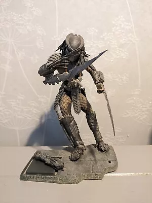 Buy Alien Vs Predator (AVP) Scar Predator McFarlane Toys 8” Figure • 19.99£