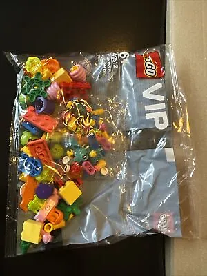 Buy LEGO Miscellaneous: Fun And Funky VIP Add On Pack (40512) • 3.61£