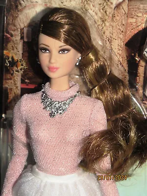 Buy 2015 NRFB THE BARBIE LOOK Evening Glam Party Léa Asian Black Label DGY13 • 197.35£