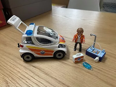 Buy Playmobil Emergency Vehicle / Paramedic Car 5543 Ambulance • 5£