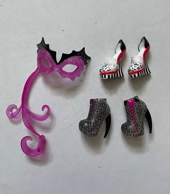 Buy Monster High Ghouls Rule Dance Class Draculaura Operetta Accessories • 10.28£