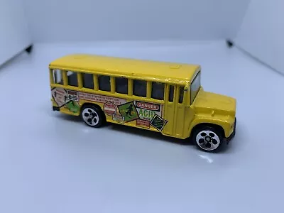 Buy Hot Wheels - Vintage Yellow School Bus - Diecast Collectible - 1:64 Scale - USED • 3.50£