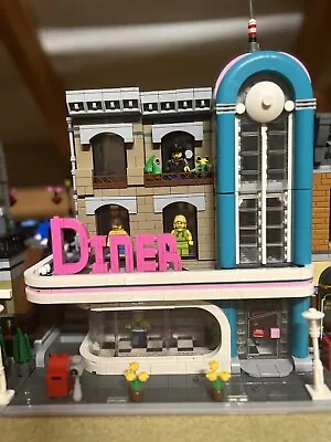 Buy Modular Creator Expert Downtown Diner (10260)(not Lego) • 60£