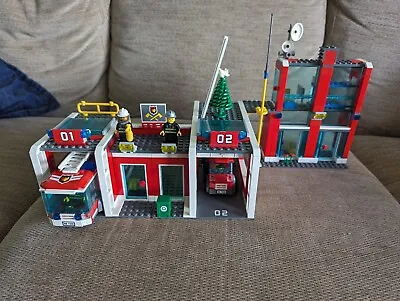 Buy Lego City 7208 Fire Station • 30£
